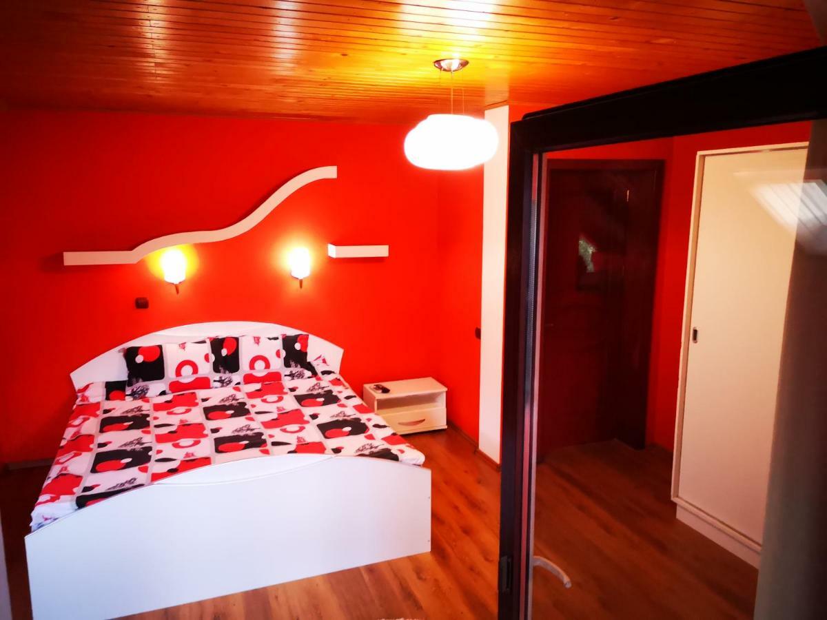 Casa De Vacanta Пырыул-Рече Экстерьер фото